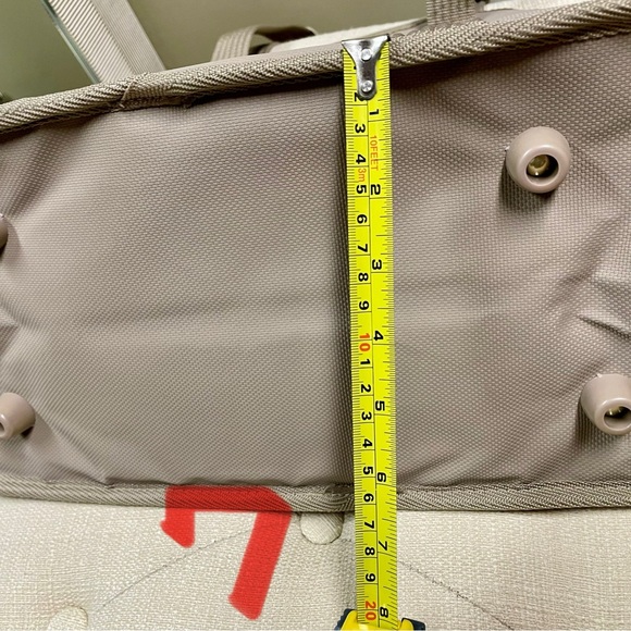 Sherpa “Tote Around Town” Small Taupe Carrier for Smaller Pet - New ! - Picture 8 of 8